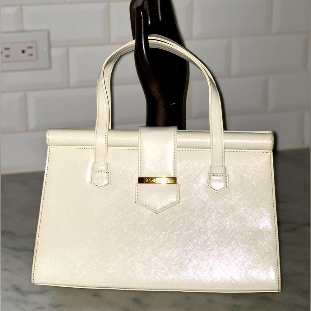 Vintage YSL Leather Handbag in excellent condition!